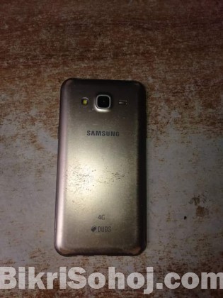 Samsung j5